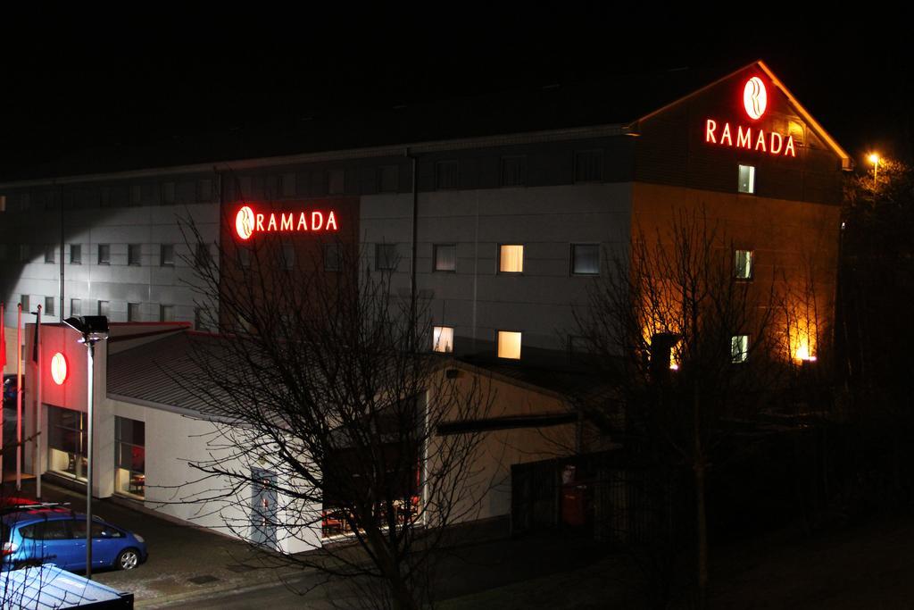 Ramada Wakefield Ξενοδοχείο Εξωτερικό φωτογραφία