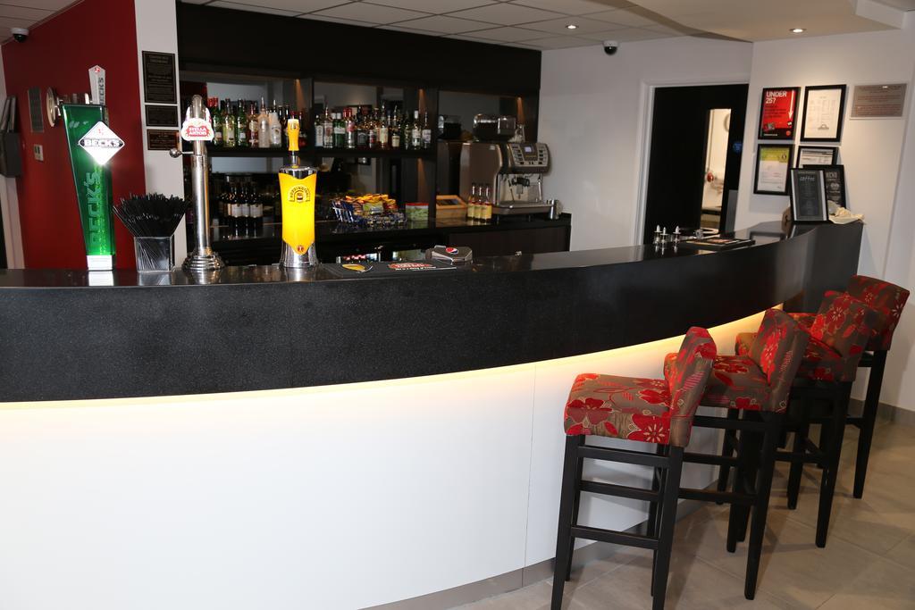 Ramada Wakefield Ξενοδοχείο Εξωτερικό φωτογραφία